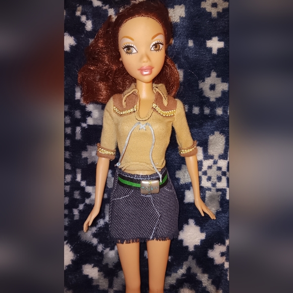 RARE MYSCENE CHELSEA REDHEAD DOLL WITH SUPER RARE OUTFIT - Picture 3 of 9